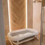 Apartment Paradise Ii *