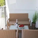 Paradise Ii Apartment *